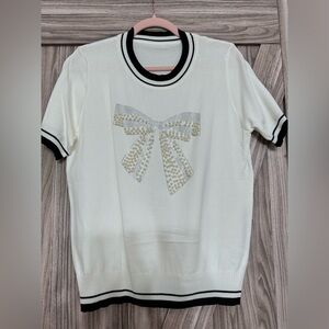 Pearl Bow Embellished Short Sleeve Sweater - Ivory with Black Trim